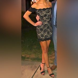 BeBe XXS Lace Spandex Mini Dress